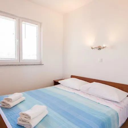 Maćo Apartament Petrčane