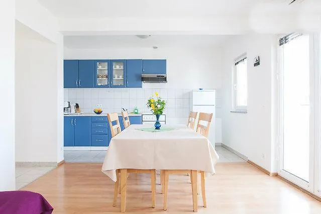 Апартаменты Maco *