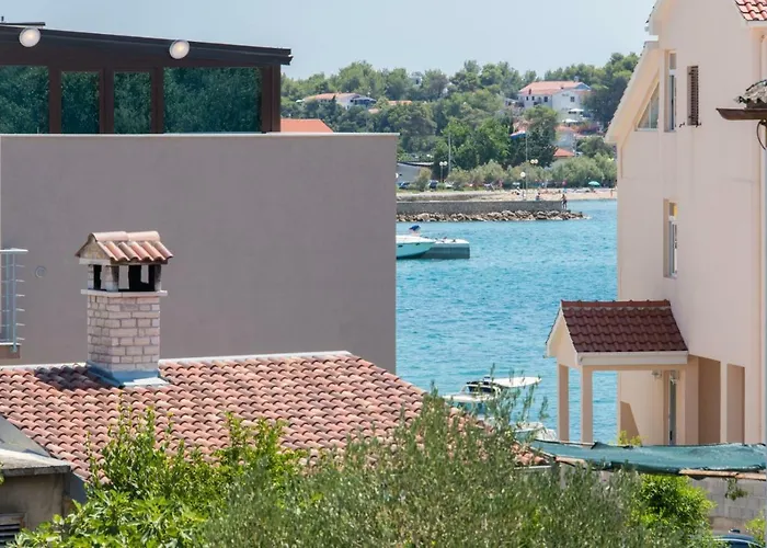 Апартаменты Maco *